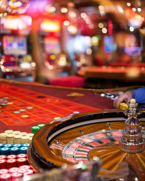 sinardewa slot Crash game screen on mobile showing live multiplier counter